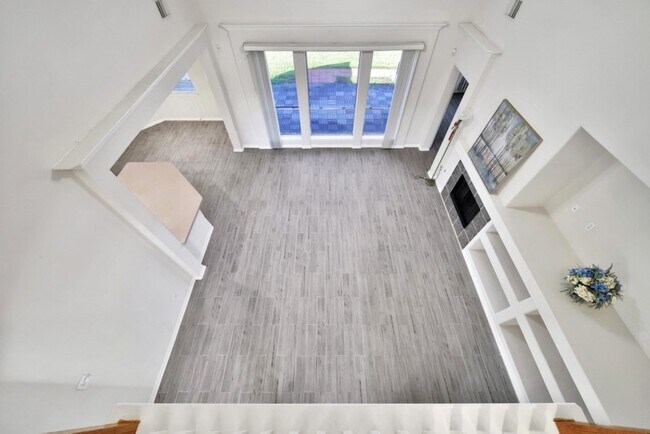 Building Photo - 522 Jay's Ln