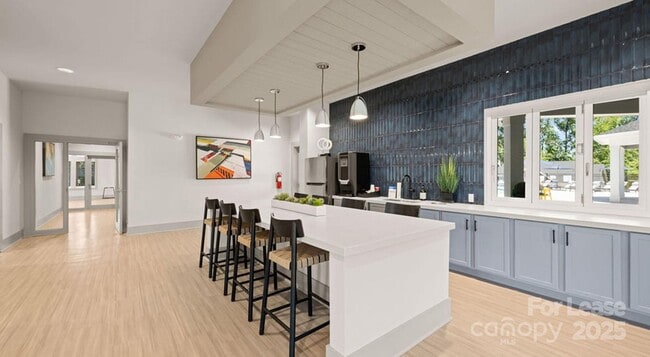 Building Photo - 1018 Catalyst Blvd