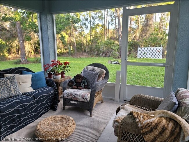 Building Photo - 3063 Morning Glory Dr