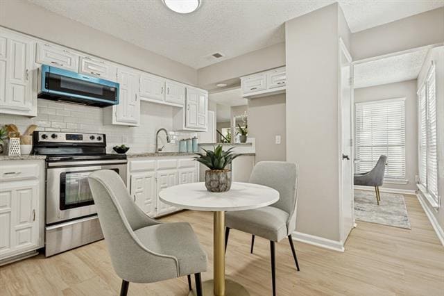 Building Photo - 2321 North Ct