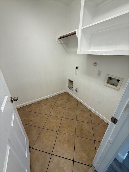 Building Photo - 12650 Redbud Villa Lane