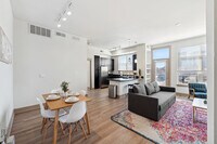 Building Photo - 264 N Walton St