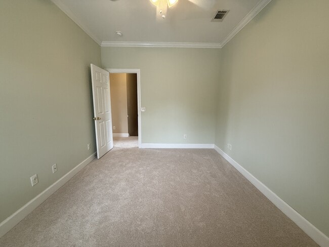 Building Photo - 101 Patrick Dr