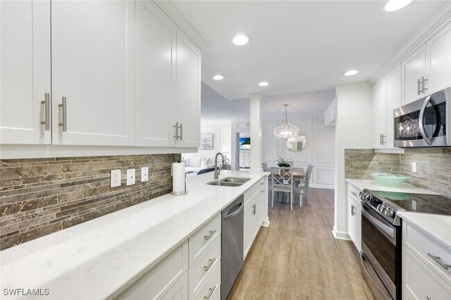 Building Photo - 797 Willowbrook Dr