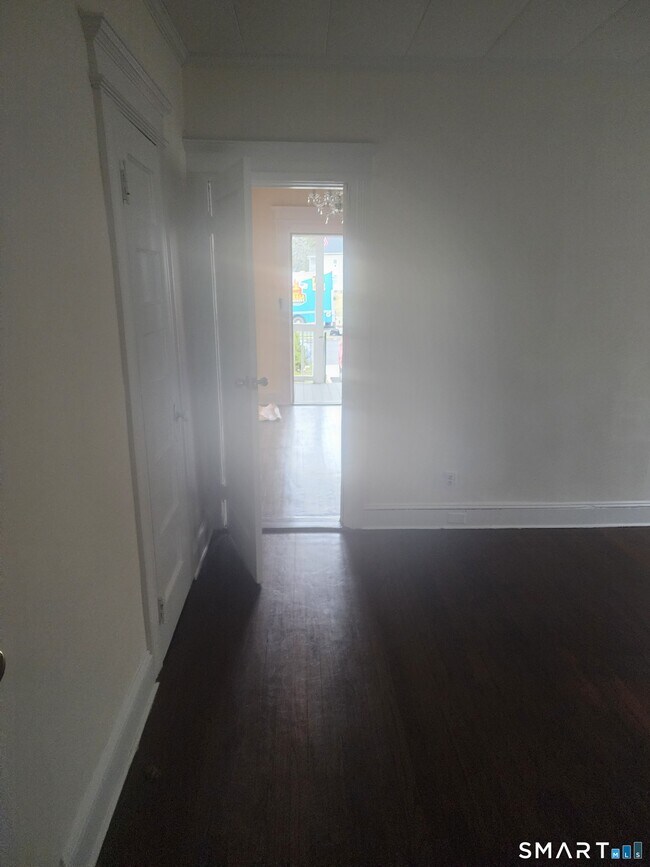 Building Photo - 2744 Main St