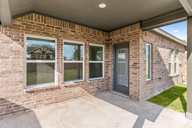 Building Photo - 12210 Bell County Ct