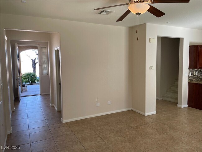 Building Photo - 8825 W Torino Ave