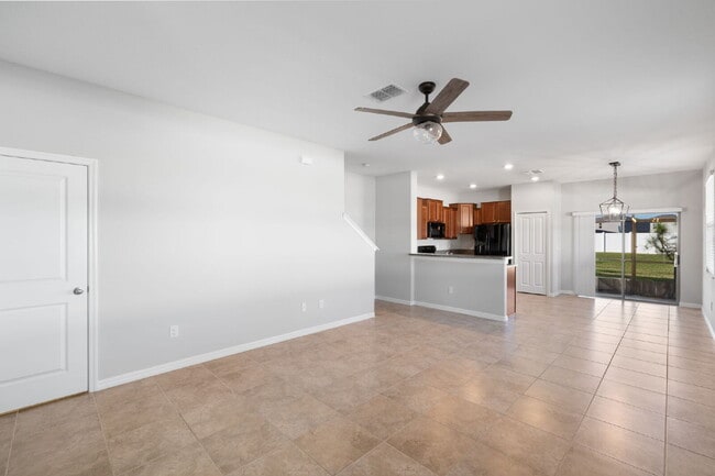 Building Photo - Like New Home For Rent in Touchstone!