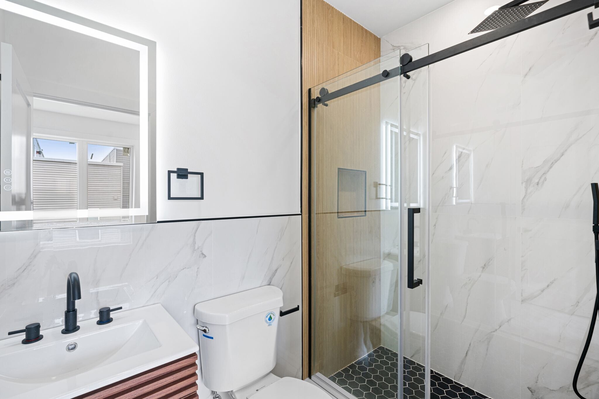 Building Photo - 1947 N Marshall St