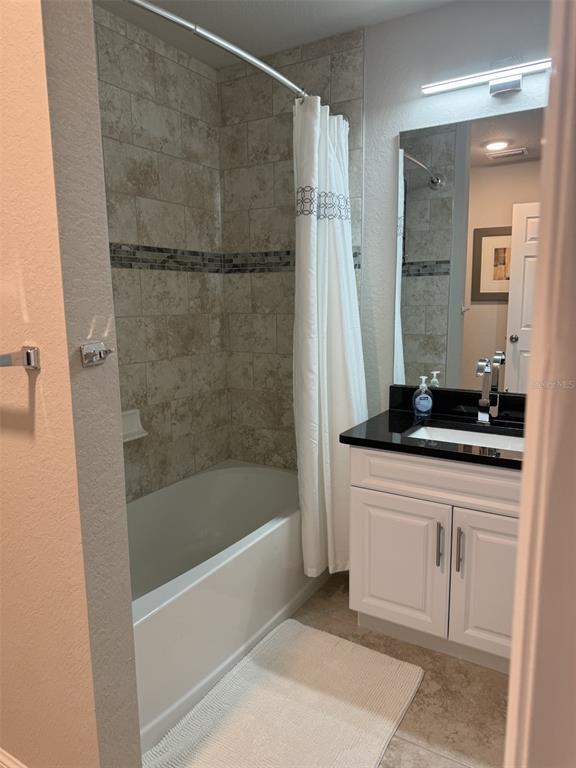 Building Photo - 23 NW 8th Pl