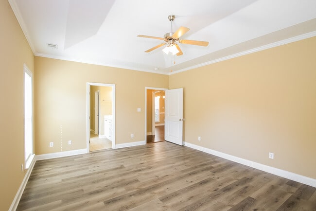 Building Photo - Stunning 3 Bedroom Home in Grovetown, GA