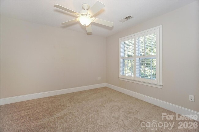 Building Photo - 181 Streamside Pl