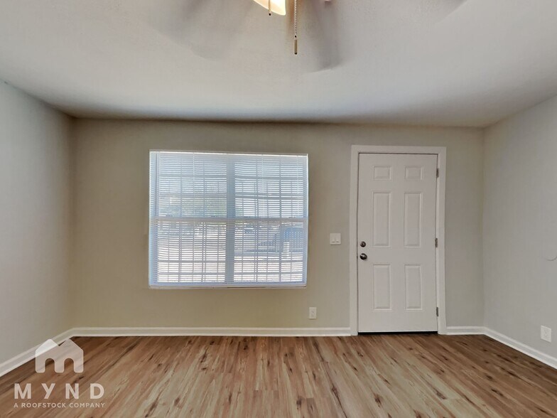 Building Photo - 1519 W Cocopah St