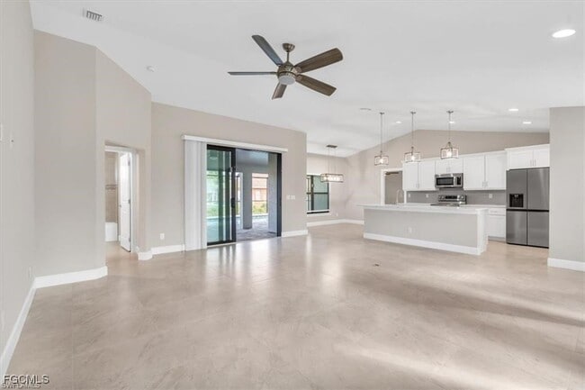 Building Photo - 1241 NW 37th Pl