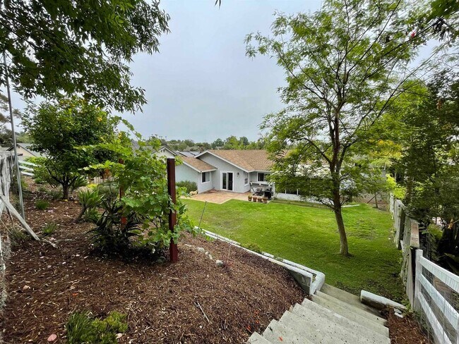 Building Photo - 1029 Silver Stallion Dr