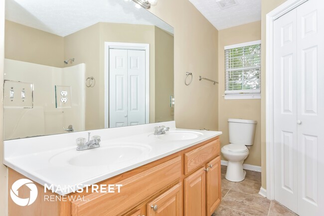 Building Photo - 405 Brookview Dr