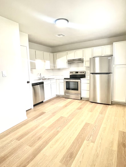 Interior Photo - Legacy @La Hacienda