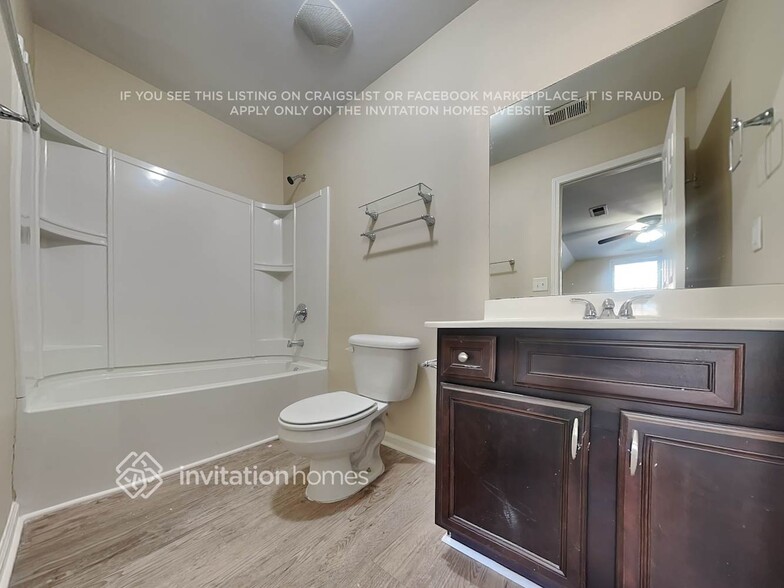 Building Photo - 921 Upland Ives Dr