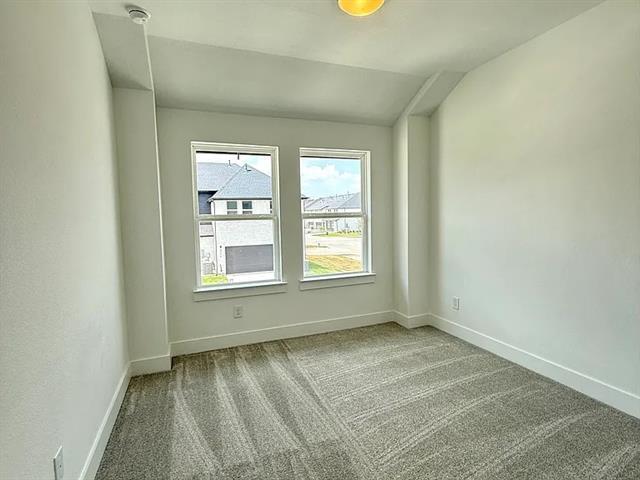 Building Photo - 2556 Campden Mews