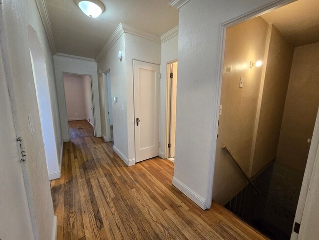 Building Photo - Adorable South Hill Home! Available Now!