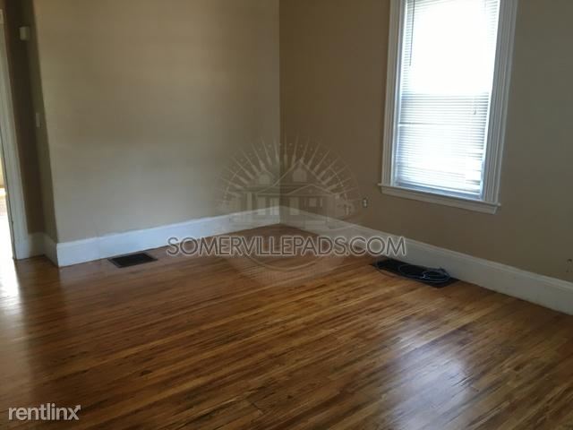 Building Photo - 12 Dana St