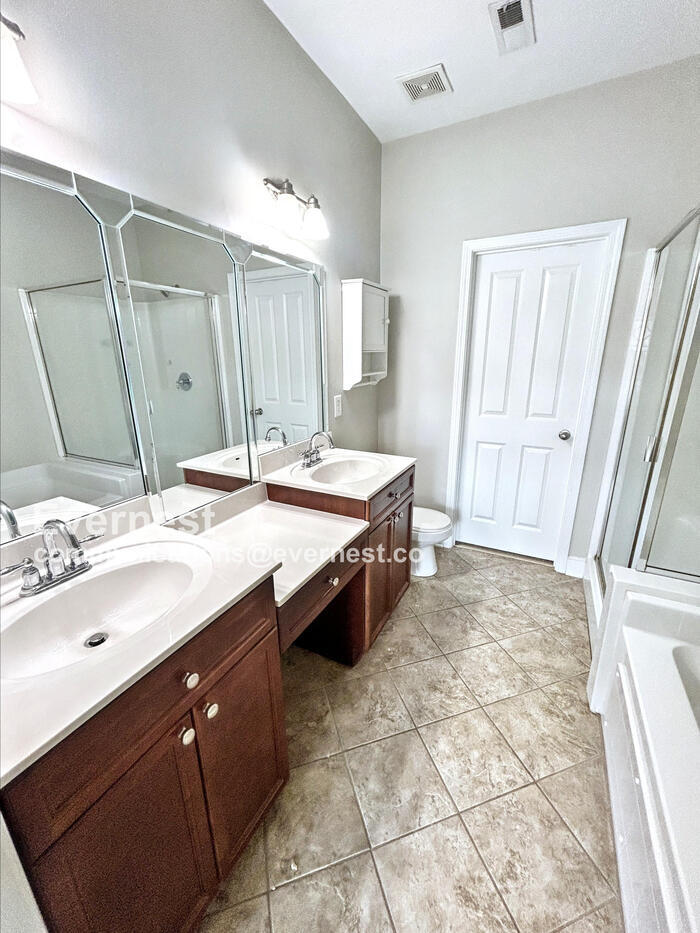 Building Photo - 9109 Otter Ln