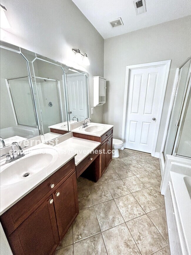 Building Photo - 9109 Otter Ln