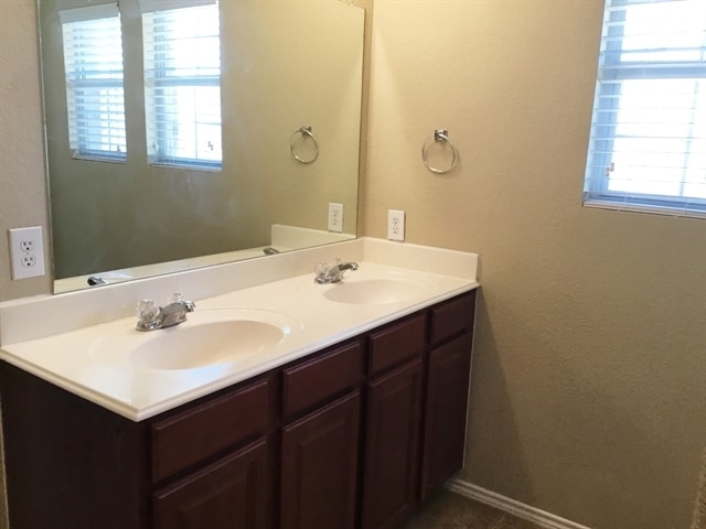 Building Photo - 3908 San Lucas Ln