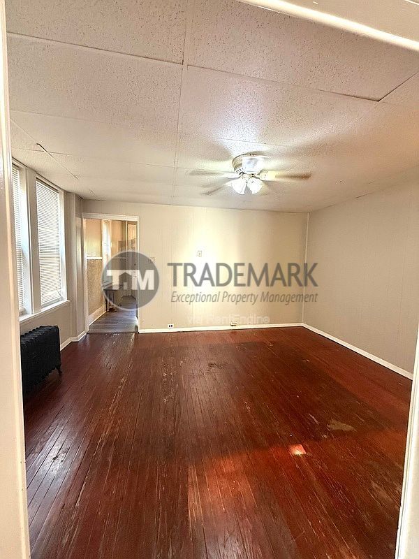 Building Photo - 2215 N 4th St