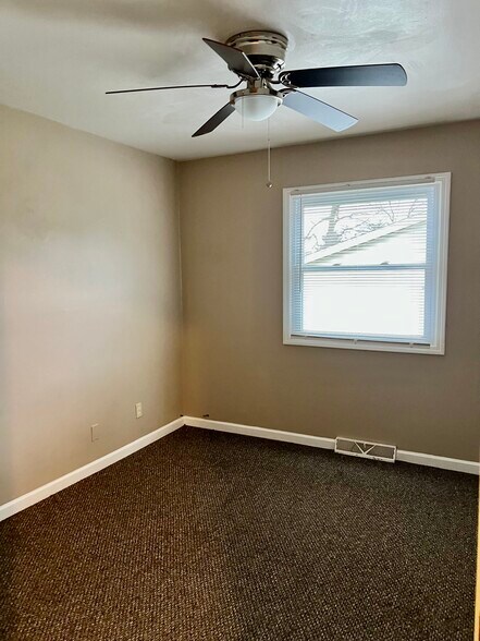 2 bedroom - 640 Jefferson St