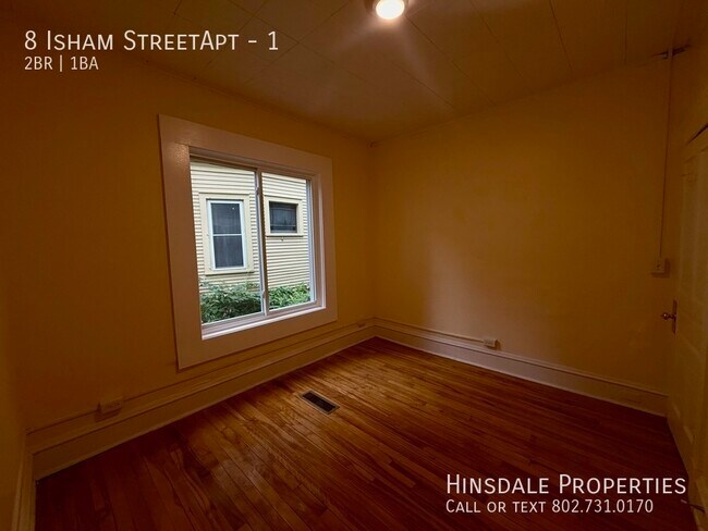 Building Photo - 8 Isham St
