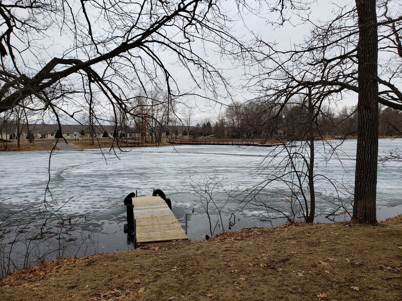 Building Photo - 7 Jachim Pl