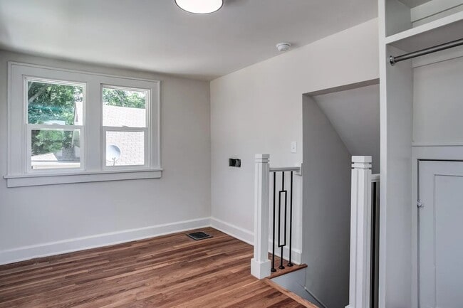 Building Photo - 5114 Lydia Ave