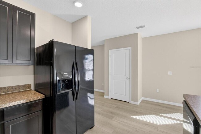 Building Photo - 10019 Merry Fawn Ct