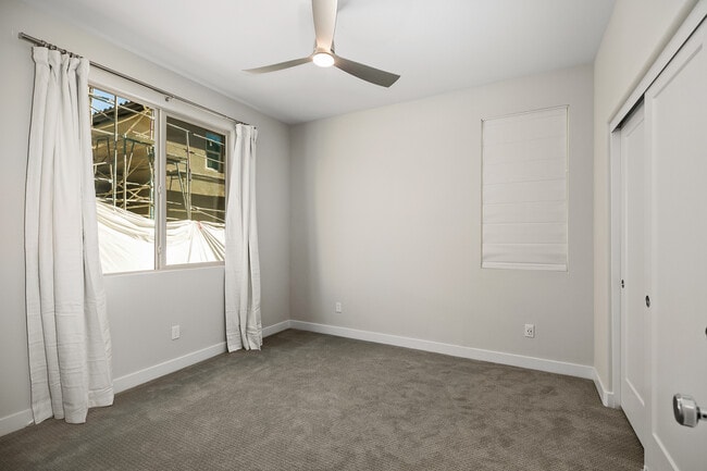 Building Photo - 590 Catalonia