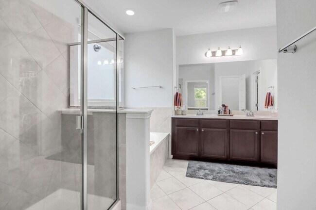 Building Photo - "Charming 3-Bedroom San Antonio Home with Granite Elegance - 1854 Sq Ft of Comfort!"