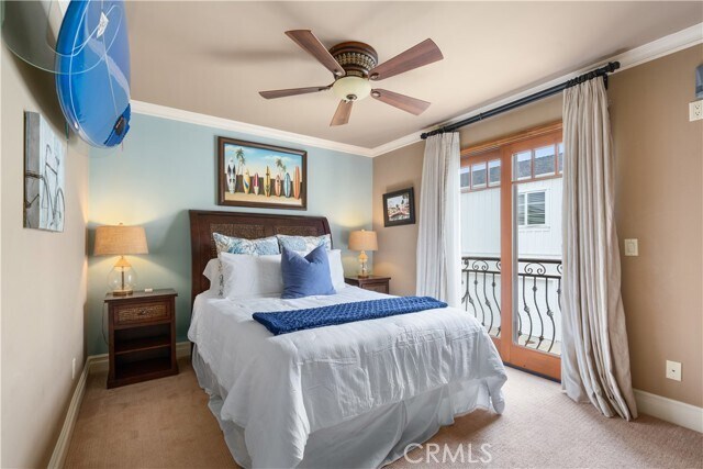 Building Photo - 2038 Miramar Dr