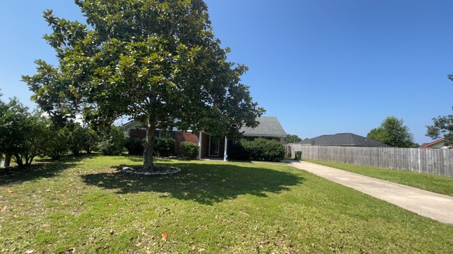 Building Photo - 754 Melissa Dr