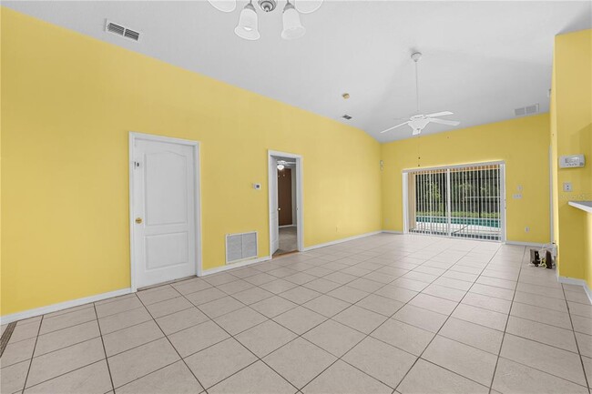 Building Photo - 131 Sandy Ridge Dr