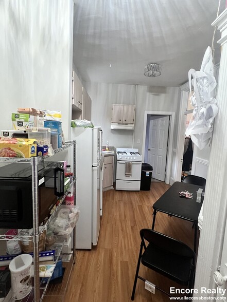 Building Photo - 38 Hemenway St