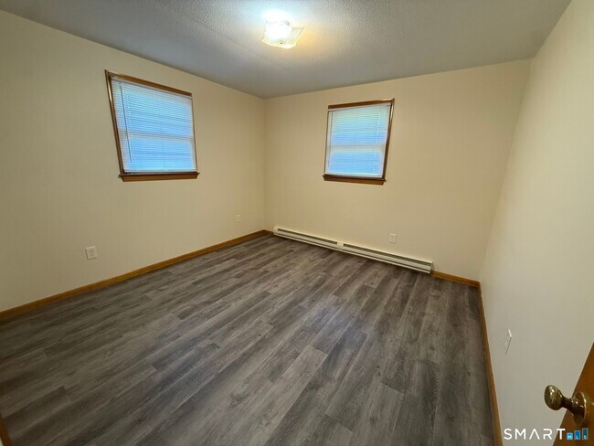Building Photo - 463 Pierpont Rd