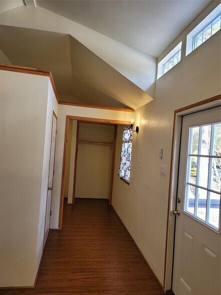 Building Photo - 23806 Brushy Woods St