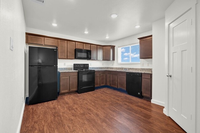 Building Photo - 21155 Gosling Rd