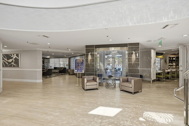 Building Photo - 5187 Europa Dr