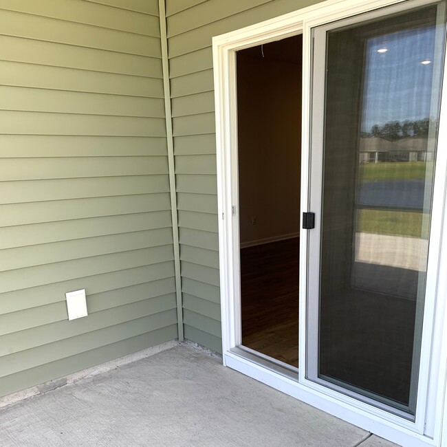 Building Photo - 246 Marauder Dr