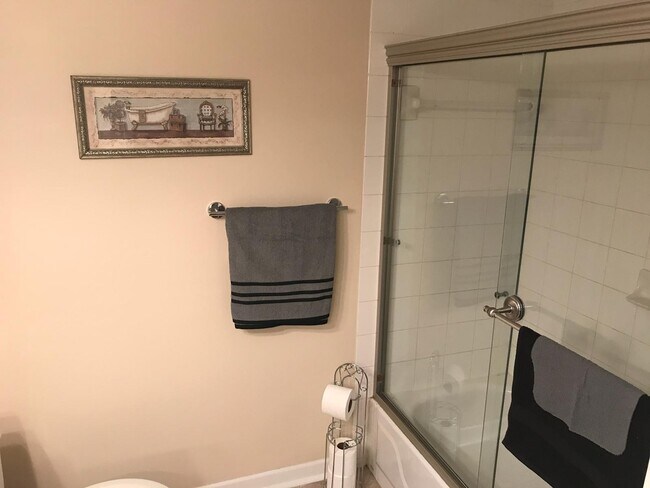 Building Photo - 1739 Village Blvd