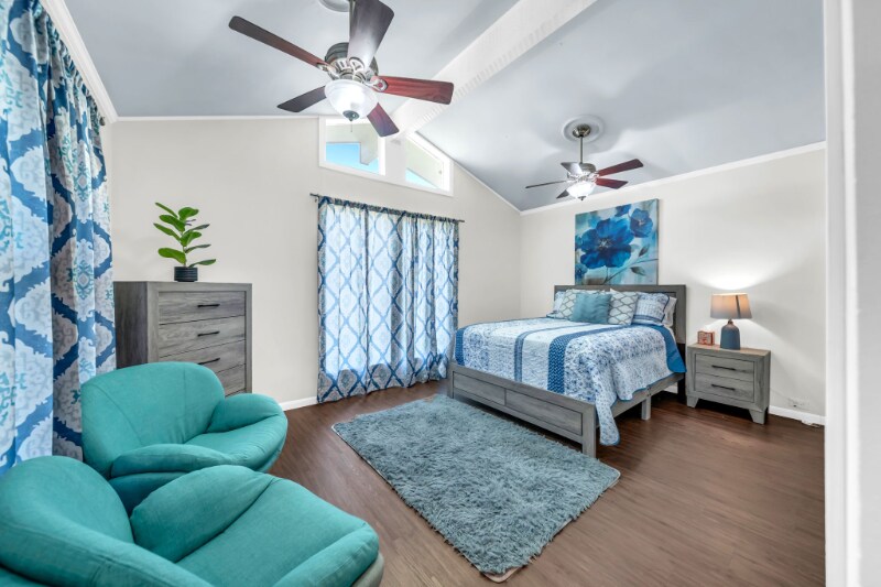 Building Photo - 5111 Ashwood Dr