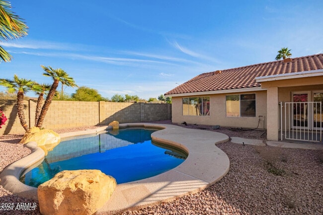 Building Photo - 4758 E Villa Maria Dr