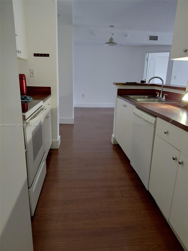 Building Photo - 5077 NW 7th St