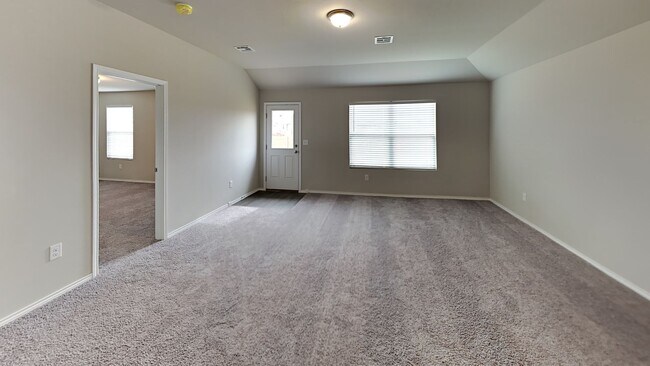 Building Photo - A Very Nice 3 Bedroom 2 Bath Home in Yukon Schools